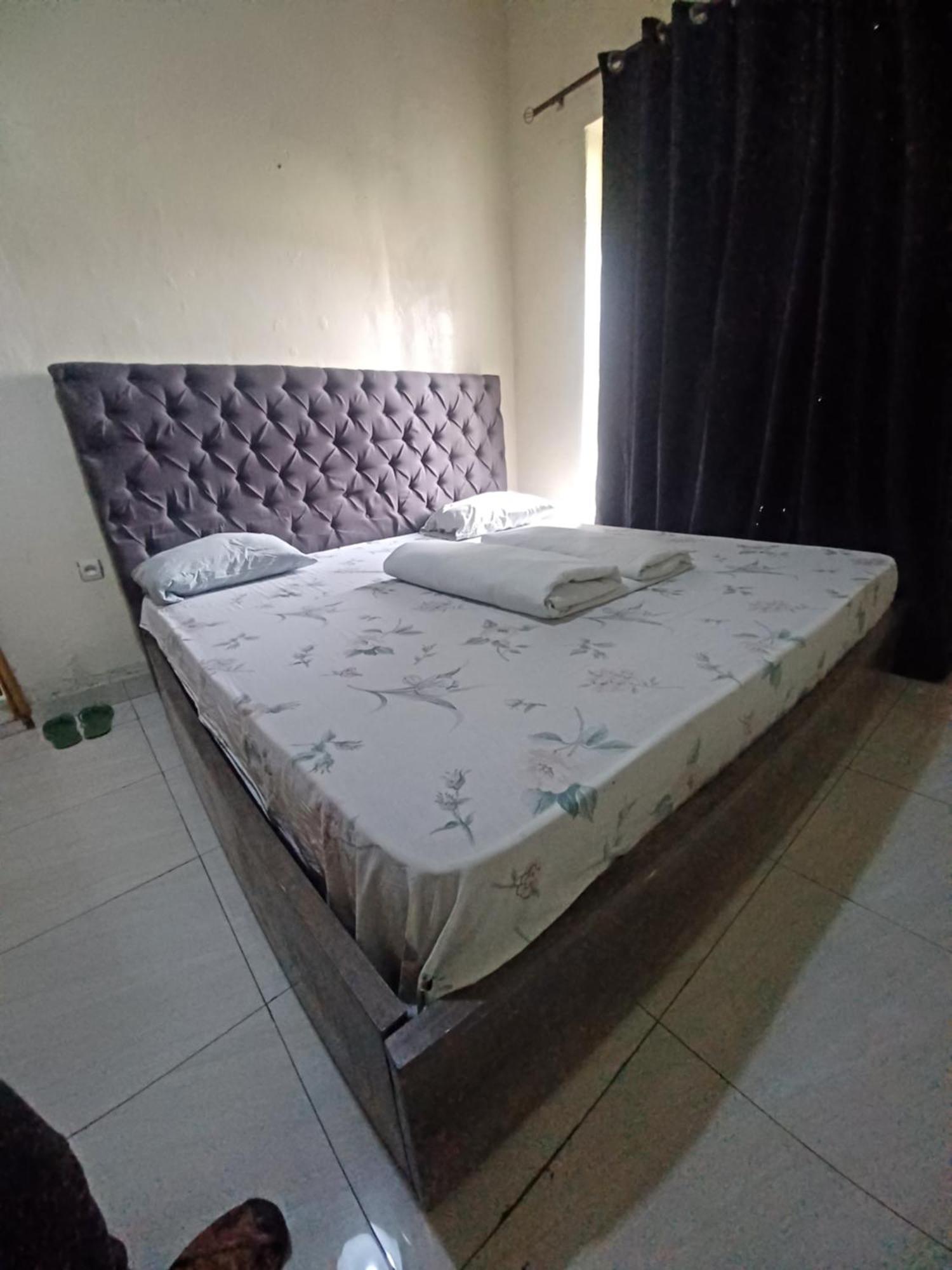 Ignite Guest House Gisenyi Bagian luar foto